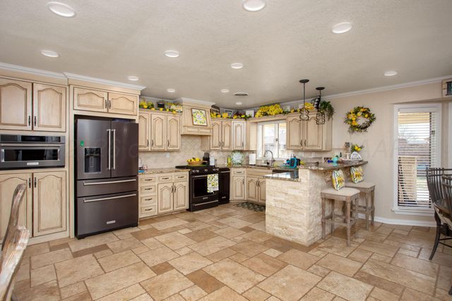 309 Bois D'Arc, Borger, TX 79007