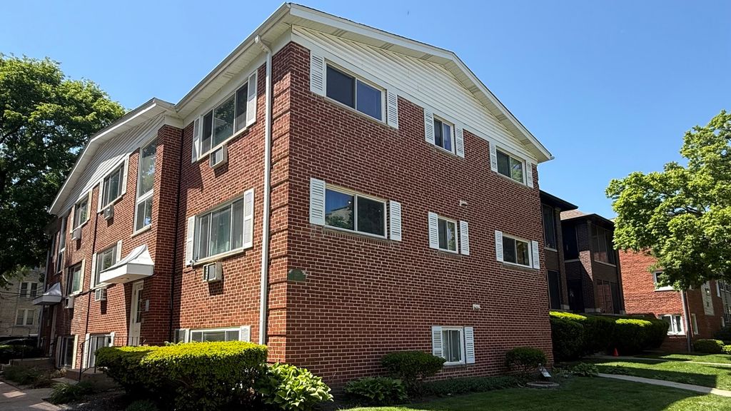 327 Wisconsin Avenue 6A, Oak Park, IL 60302