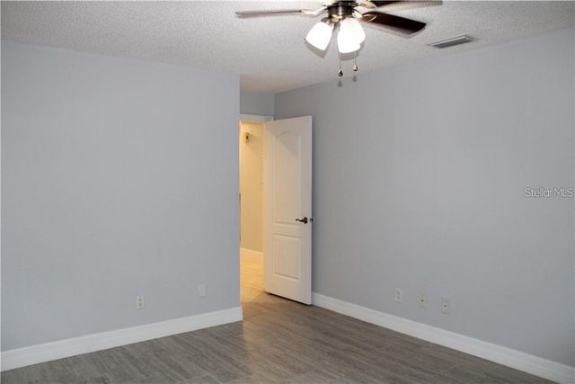 11401 WAVELAND WAY, Tampa, FL 33624