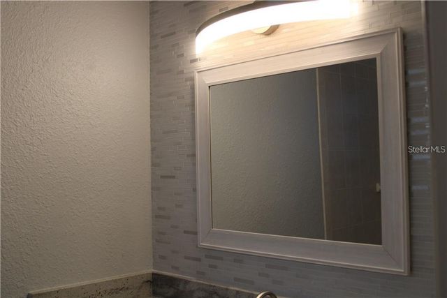 11401 WAVELAND WAY, Tampa, FL 33624