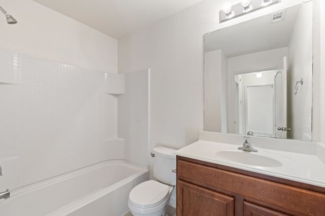 4801 Cedar Springs Drive, Fort Worth, TX 76179