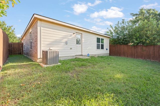 4801 Cedar Springs Drive, Fort Worth, TX 76179