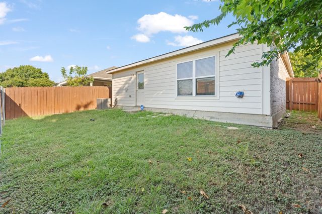 4801 Cedar Springs Drive, Fort Worth, TX 76179