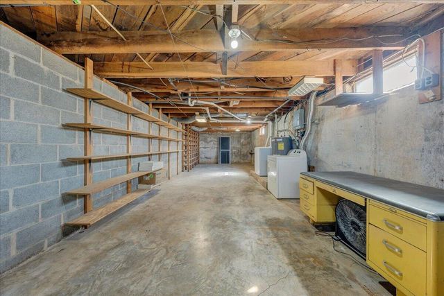 2555 Morgans Mill RD, Goodview, VA 24095