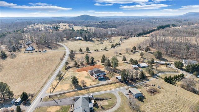 2555 Morgans Mill RD, Goodview, VA 24095