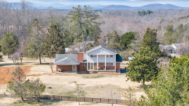 2555 Morgans Mill RD, Goodview, VA 24095