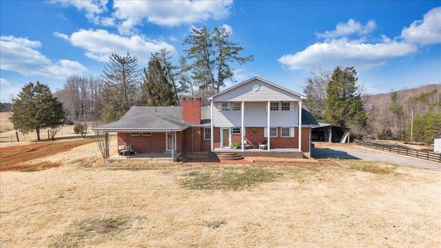 2555 Morgans Mill RD, Goodview, VA 24095