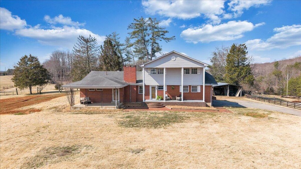 2555 Morgans Mill RD, Goodview, VA 24095