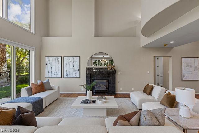 8325 Turtle Creek Circle, Las Vegas, NV 89113
