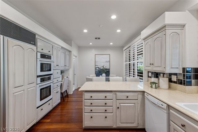 8325 Turtle Creek Circle, Las Vegas, NV 89113