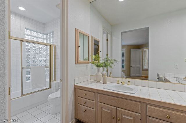 8325 Turtle Creek Circle, Las Vegas, NV 89113