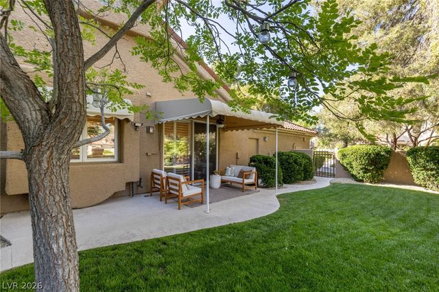 8325 Turtle Creek Circle, Las Vegas, NV 89113