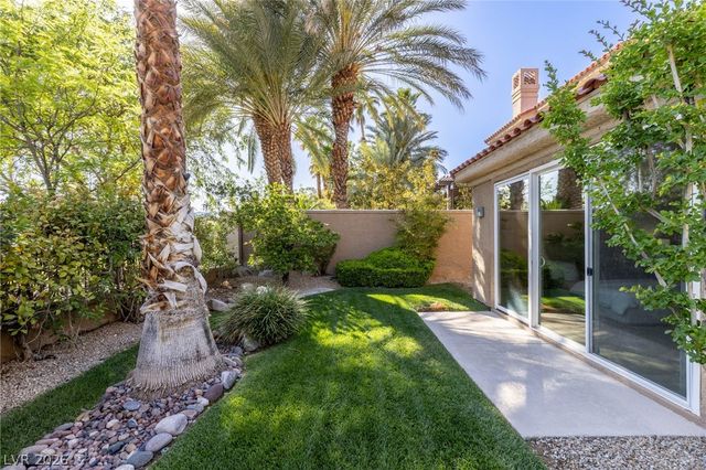 8325 Turtle Creek Circle, Las Vegas, NV 89113