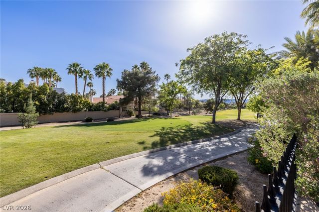 8325 Turtle Creek Circle, Las Vegas, NV 89113