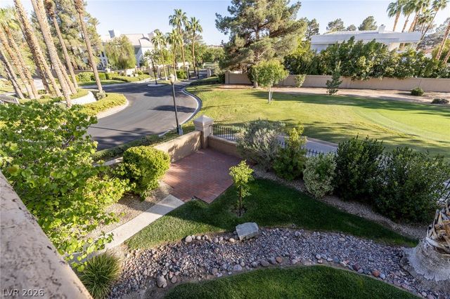 8325 Turtle Creek Circle, Las Vegas, NV 89113