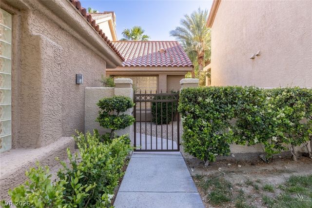 8325 Turtle Creek Circle, Las Vegas, NV 89113