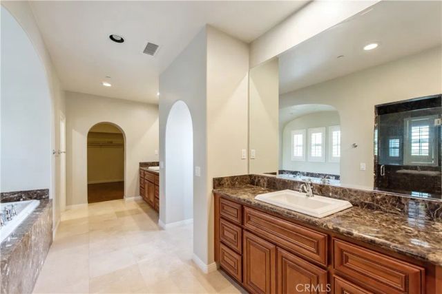 41 Hidden Trl, Irvine, CA 92603