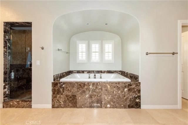 41 Hidden Trl, Irvine, CA 92603