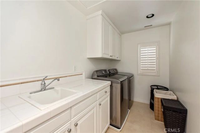 41 Hidden Trl, Irvine, CA 92603