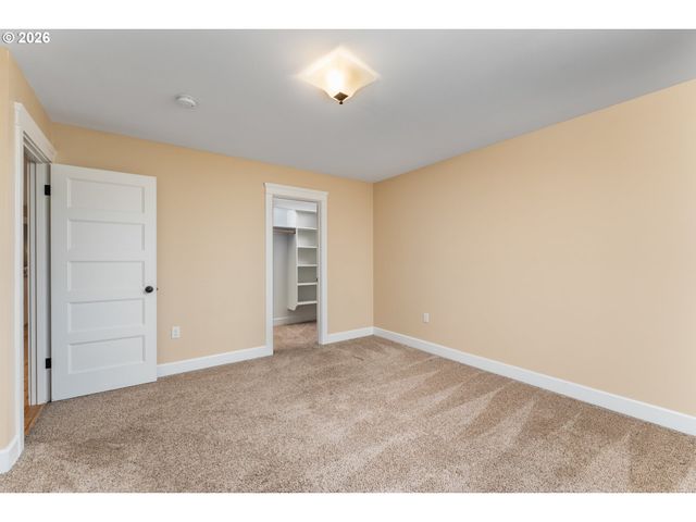 4624 Se TAYLOR St, Portland, OR 97215