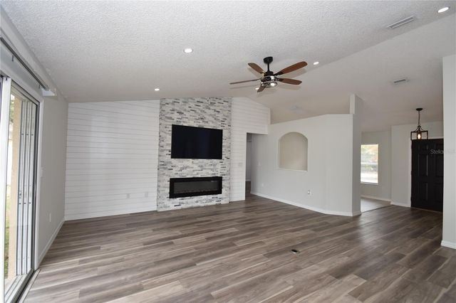 77 PEBBLE BEACH DRIVE, Palm Coast, FL 32164