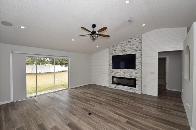 77 PEBBLE BEACH DRIVE, Palm Coast, FL 32164