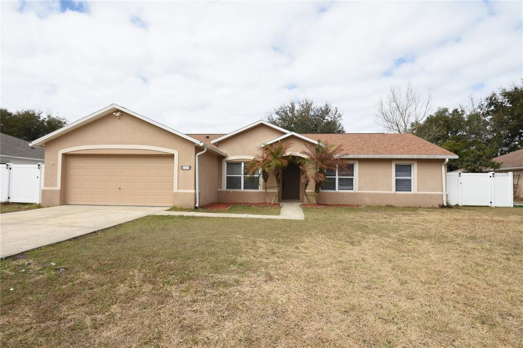 77 PEBBLE BEACH DRIVE, Palm Coast, FL 32164