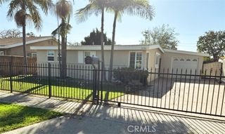 2106 W 9th Street, Santa Ana, CA 92703