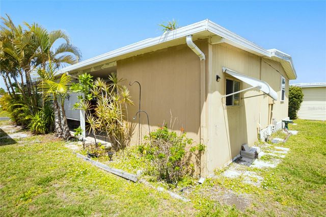 24437 HARBOR VIEW ROAD 13, Punta Gorda, FL 33980