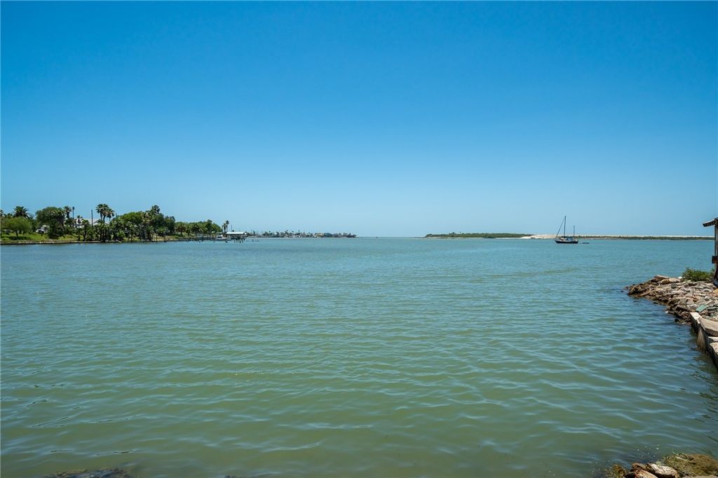 1348 Ocean, Ingleside, TX 78362 — photo 3