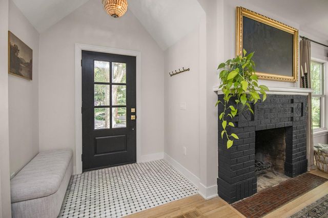 2912 Chowen Avenue S, Minneapolis, MN 55416