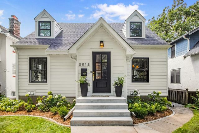 2912 Chowen Avenue S, Minneapolis, MN 55416