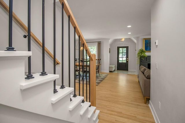 2912 Chowen Avenue S, Minneapolis, MN 55416