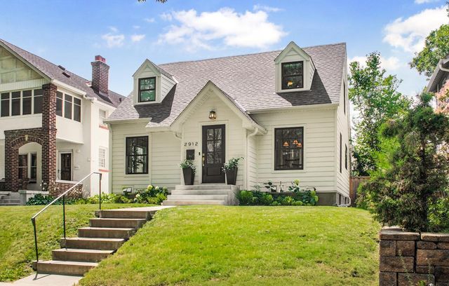 2912 Chowen Avenue S, Minneapolis, MN 55416
