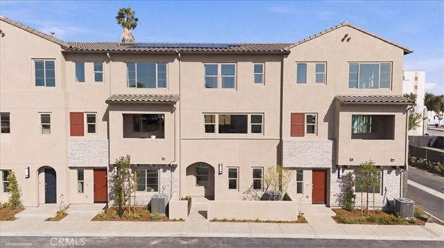 10728 Golden Koi C, El Monte, CA 91731