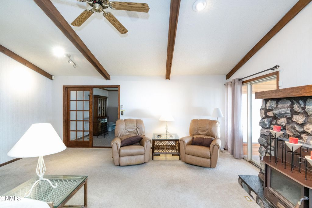 4650 4th Avenue NW, Jamestown, ND 58401 photo 4