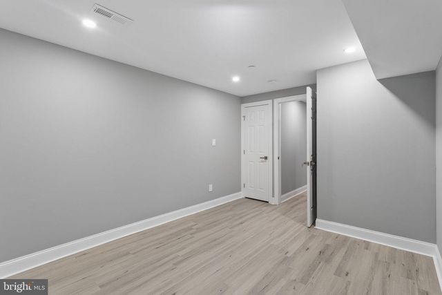 2602 DEACON ST, Philadelphia, PA 19129