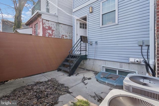 2602 DEACON ST, Philadelphia, PA 19129