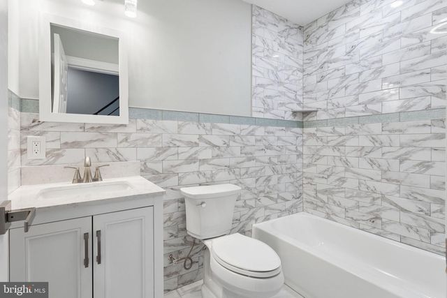 2602 DEACON ST, Philadelphia, PA 19129