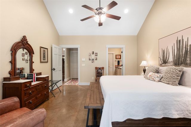 315 Hays ST, Dripping Springs, TX 78620
