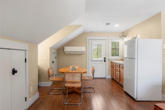 315 Hays ST, Dripping Springs, TX 78620