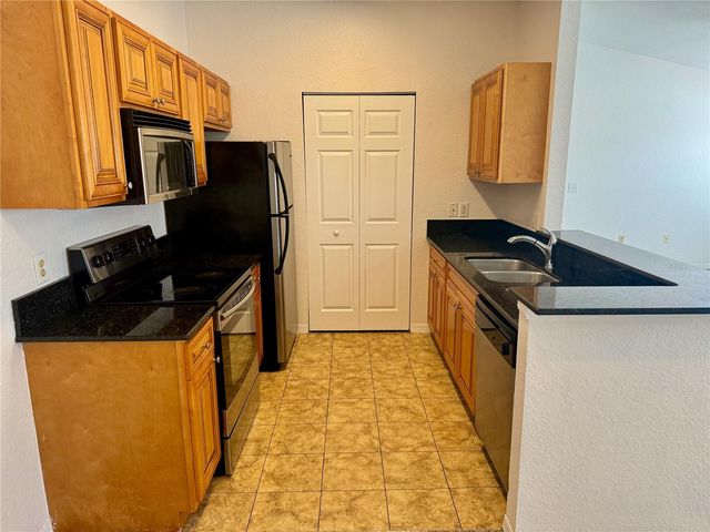 832 GRAND REGENCY POINT 204, Altamonte Springs, FL 32714