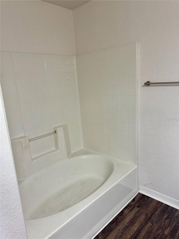 Image 15 of property listing at 832 GRAND REGENCY POINT 204, Altamonte Springs, FL 32714