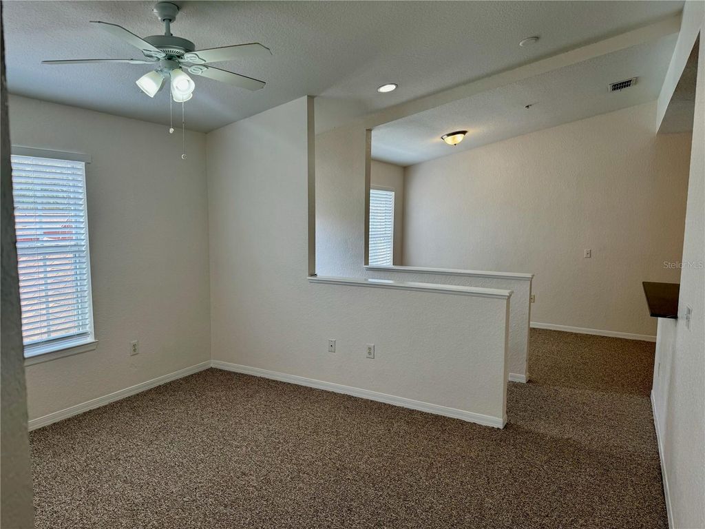 Image 5 of property listing at 832 GRAND REGENCY POINT 204, Altamonte Springs, FL 32714