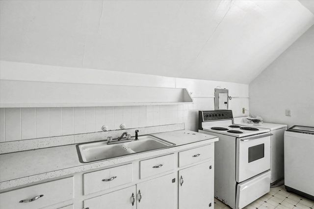 102 SE 1st Street, Havana, FL 32333