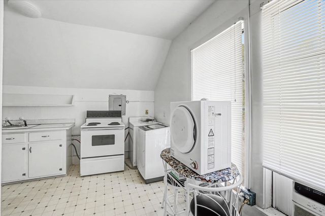 102 SE 1st Street, Havana, FL 32333