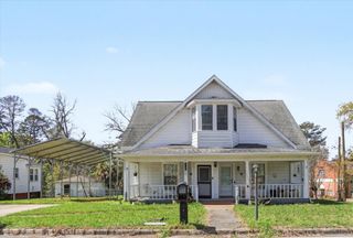 102 SE 1st Street, Havana, FL 32333