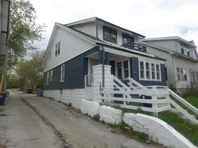 2214 Auer AVENUE, Milwaukee, WI 53206