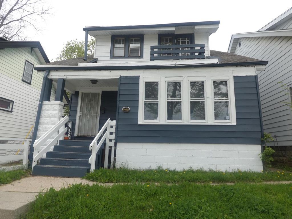 2214 Auer AVENUE, Milwaukee, WI 53206
