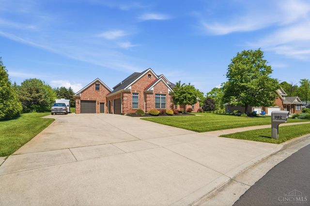 982 Brookmere Avenue, Tipp City, OH 45371